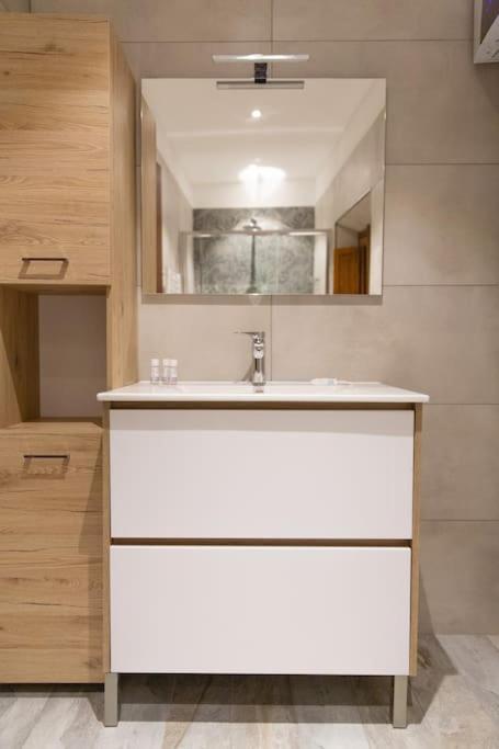 פירנצה Cozy And Charmin 3Br Apartment Steps By Duomo מראה חיצוני תמונה