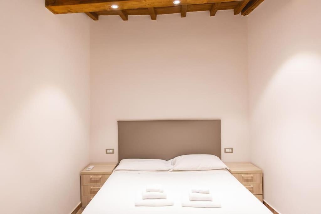 פירנצה Cozy And Charmin 3Br Apartment Steps By Duomo מראה חיצוני תמונה