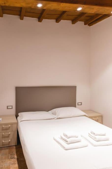 פירנצה Cozy And Charmin 3Br Apartment Steps By Duomo מראה חיצוני תמונה